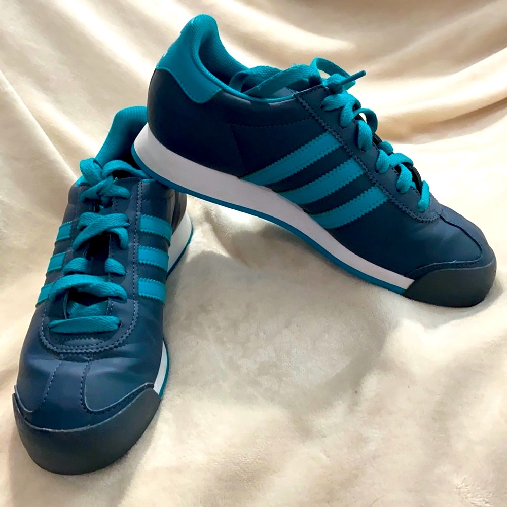 Adidas Samoa’s Sz 5.5 Y